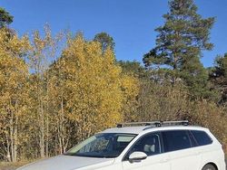 Vit Begagnad 2015 VW Passat Kombi | 109 000 kr (Bra pris)