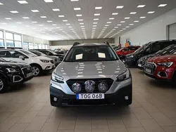 Silver Begagnad 2021 Subaru Outback SUV | 328 900 kr (Marknadspris)