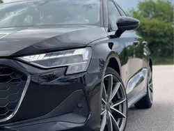 Svart Begagnad 2025 Audi A3 Sportback Premium Halvkombi | 335 000 kr (Dyr)
