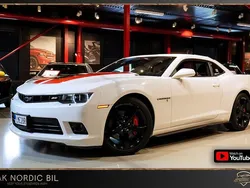 Flerfärgad Begagnad 2015 Chevrolet Camaro SS Sportkupé | 269 000 kr (Marknadspris)