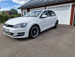 Vit Begagnad 2013 VW Golf VII Halvkombi | 66 000 kr (Bra pris)