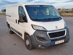 Vit Begagnad 2017 Peugeot Boxer Van | 95 000 kr (Marknadspris)