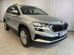 Silver Ny 2025 Skoda Karoq Selection SUV | 359 800 kr (Marknadspris)