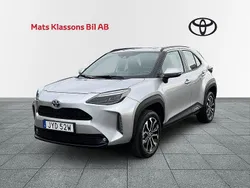 Silver Begagnad 2023 Toyota Yaris Cross SUV | 299 000 kr (Marknadspris)