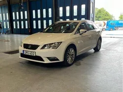 Vit Begagnad 2015 Seat Leon ST Style Kombi | 100 000 kr (Marknadspris)