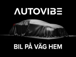 Mörkblå Begagnad 2023 Volvo V60 Core Kombi | 409 900 kr (Marknadspris)