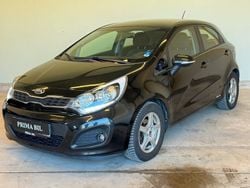 Svart Begagnad 2014 Kia Rio Halvkombi | 54 900 kr (Bra pris)