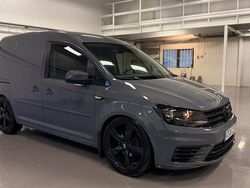 Nardo grå Begagnad 2019 VW Caddy Minibuss | 189 000 kr