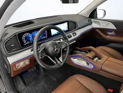 Svart Begagnad 2023 Mercedes GLE350e Sport SUV | 940 000 kr