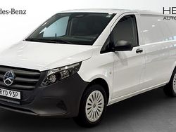 Vit Ny 2024 Mercedes Vito Minibuss | 419 000 kr (Bra pris)