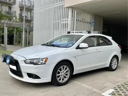 Vit Begagnad 2011 Mitsubishi Lancer Sportback Halvkombi | 28 000 kr (Dyr)