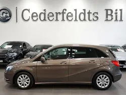 Grå Begagnad 2012 Mercedes B200 Minibuss | 128 900 kr (Marknadspris)