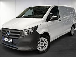 Svart Ny 2024 Mercedes Vito Minibuss | 510 240 kr (Dyr)