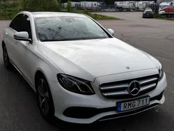Vit Begagnad 2017 Mercedes E220 Avantgarde Sedan | 280 000 kr (Bra pris)
