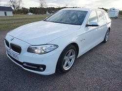 Vit Begagnad 2014 BMW 520 Kombi | 129 900 kr (Marknadspris)