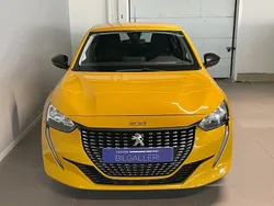 Gul Begagnad 2022 Peugeot 208 Active Halvkombi | 144 900 kr (Marknadspris)