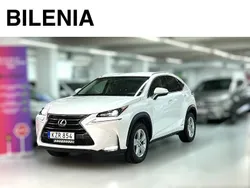 Vit Begagnad 2017 Lexus NX300h Executive Line SUV | 259 900 kr (Marknadspris)
