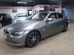 Grå Begagnad 2007 BMW 335 Sportkupé | 148 000 kr (Marknadspris)