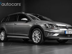 Grå Begagnad 2016 VW Golf Alltrack Kombi | 199 000 kr (Marknadspris)