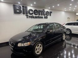 Svart Begagnad 2007 Volvo S40 Momentum Sedan | 44 900 kr (Marknadspris)