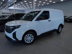 Vit (frozen white) Ny 2025 Ford Transit Trend Van | 296 225 kr (Marknadspris)