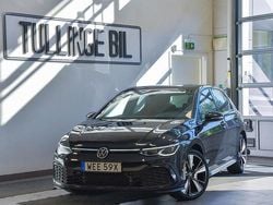 Svart Begagnad 2020 VW Golf VIII GTE Halvkombi | 273 900 kr (Marknadspris)