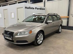 Ljusbrun (brun) Begagnad 2008 Volvo V70 Kinetic Kombi | 84 900 kr (Marknadspris)