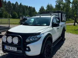 Vit Begagnad 2019 Mitsubishi L200 Pickup | 299 000 kr (Dyr)