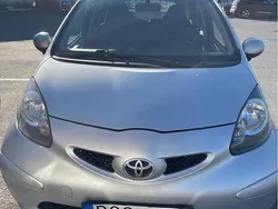 Silver Begagnad 2008 Toyota Aygo Halvkombi | 33 000 kr (Lite dyr)