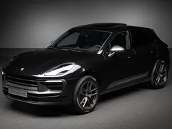 Svart Begagnad 2023 Porsche Macan SUV | 699 000 kr (Bra pris)