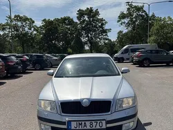 Silver Begagnad 2008 Skoda Octavia Halvkombi | 21 500 kr (Marknadspris)