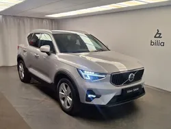 Silver Begagnad 2023 Volvo XC40 Core SUV | 349 000 kr (Marknadspris)