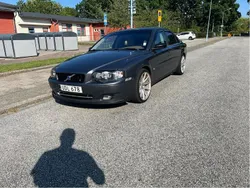 Grå Begagnad 2004 Volvo S80 Business Edition Sedan | 40 000 kr