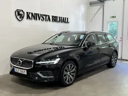 Svart Begagnad 2022 Volvo V60 Inscription Kombi | 308 800 kr (Superpris)