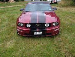 Begagnad 2006 Ford Mustang GT Convertible Cab | 230 000 kr (Marknadspris)