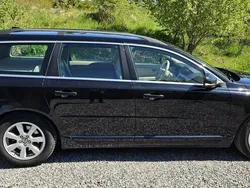 Svart Begagnad 2012 Volvo V70 Momentum Kombi | 69 500 kr (Marknadspris)