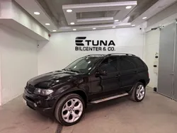 Svart Begagnad 2003 BMW X5 SUV | 99 900 kr