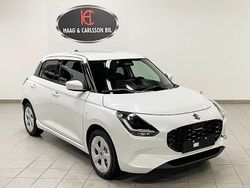 Vit Ny 2025 Suzuki Swift Halvkombi | 249 000 kr (Marknadspris)