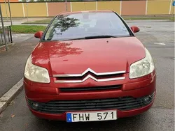 Röd Begagnad 2007 Citroën C4 Halvkombi | 17 000 kr (Bra pris)