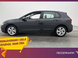 Grå Begagnad 2020 VW Golf VIII Halvkombi | 244 900 kr (Marknadspris)