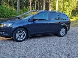 Grå Begagnad 2011 Ford Focus Titanium Kombi | 39 500 kr (Marknadspris)