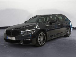 Sophistogrå metallic Begagnad 2018 BMW 530 M Sport Kombi | 334 900 kr (Marknadspris)
