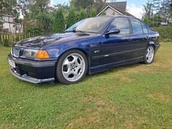 Begagnad 1993 BMW 325 Sedan | 79 000 kr