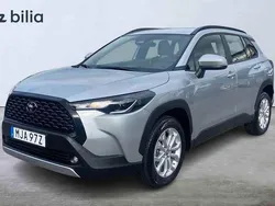 Silver Begagnad 2025 Toyota Corolla Cross SUV | 369 900 kr