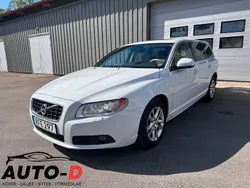 Vit Begagnad 2012 Volvo V70 Summum Kombi | 136 900 kr (Marknadspris)