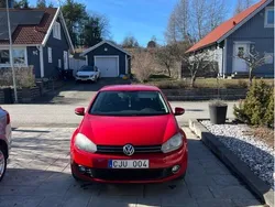 Röd Begagnad 2011 VW Golf VI Halvkombi | 50 000 kr (Bra pris)