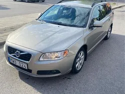 Brun Begagnad 2013 Volvo V70 Momentum Kombi | 86 000 kr (Marknadspris)