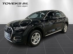 Brilliantsvart Begagnad 2024 Audi Q5 Advanced Plus SUV | 474 900 kr (Marknadspris)