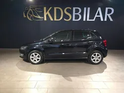 Svart Begagnad 2011 VW Polo Comfortline Halvkombi | 75 000 kr (Marknadspris)