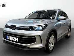 Silver Begagnad 2024 VW Tiguan Edition SUV | 379 900 kr (Dyr)